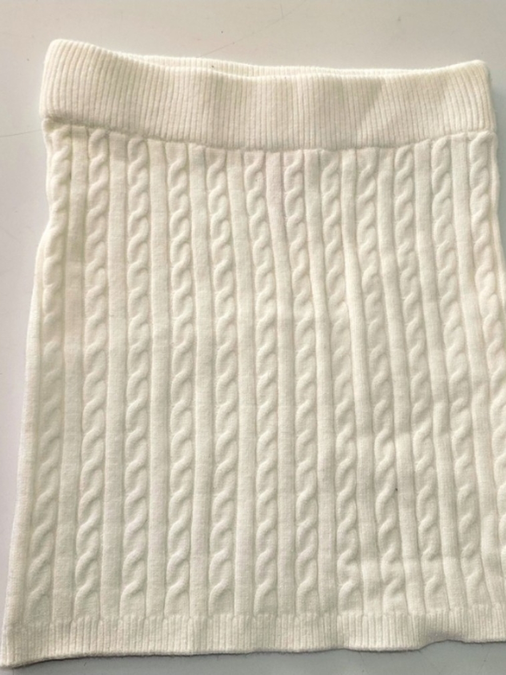 Forever 21 x Mean Girls Cable Y2K Knit Mini Skirt Cream White, Size S